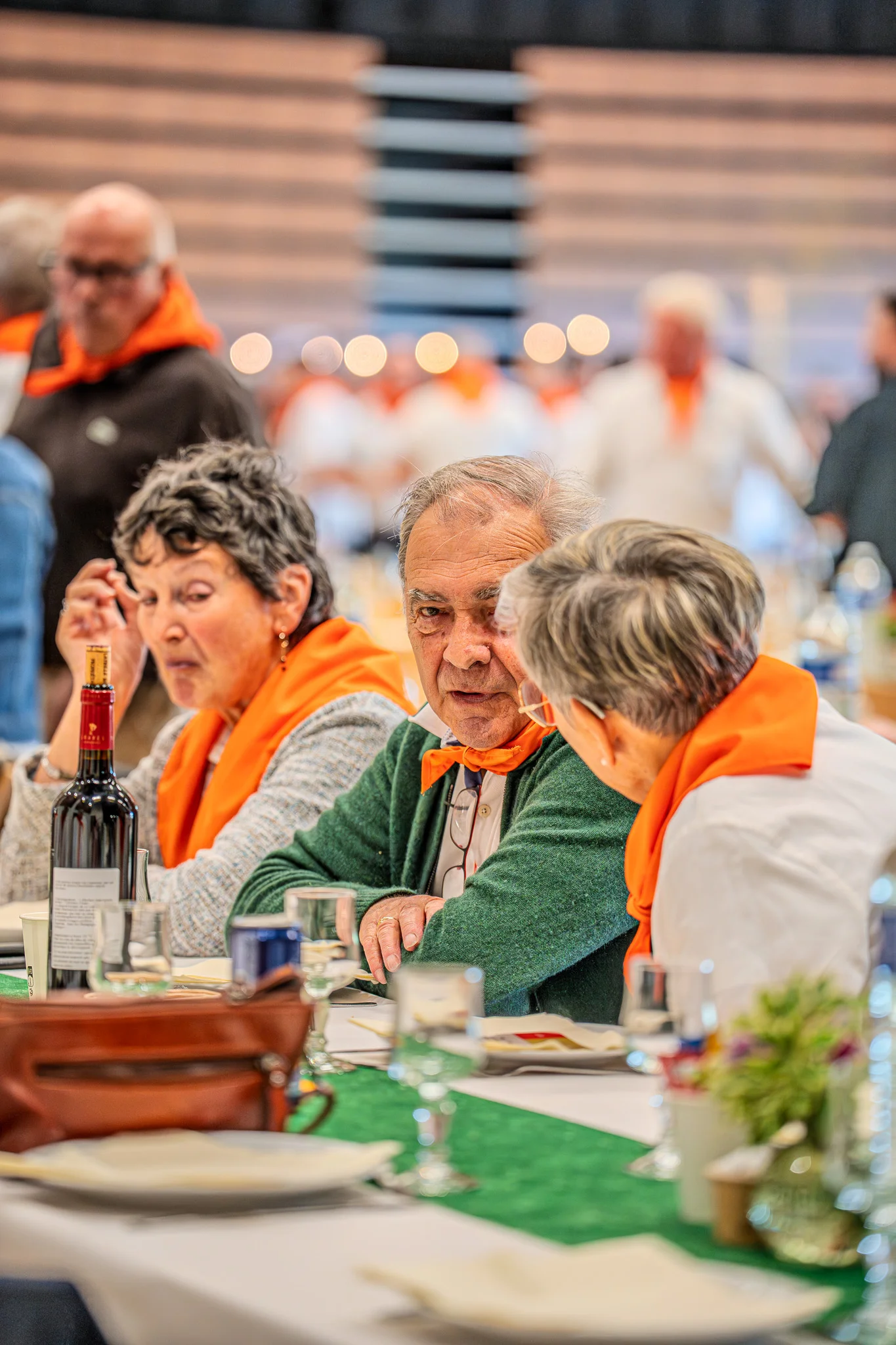 Photographie du deuxième banquet de la Tablée de la Roche aux Fées - Convivialité et produits locaux à Janzé